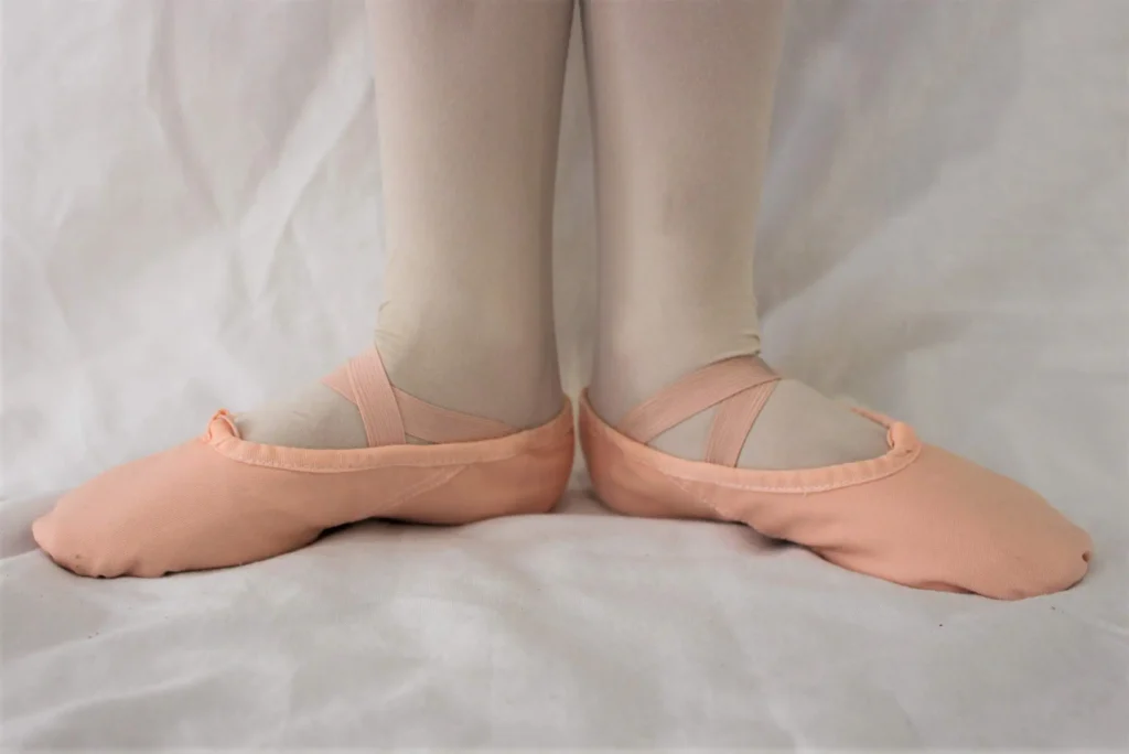 From Rehearsal to Recital: Dependable Canvas Split Sole Ballet Shoes